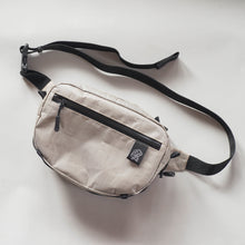 Load image into Gallery viewer, Fanny Bag V1