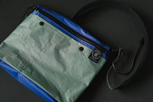Load image into Gallery viewer, Sacoche - Ripstop Nylon - Navy + Aqua