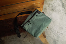 Load image into Gallery viewer, Sacoche - Ripstop Nylon - Aqua
